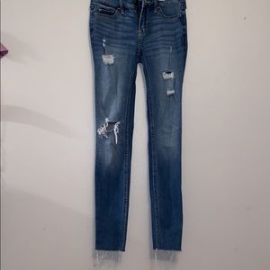 American eagle ripped skinny jeans